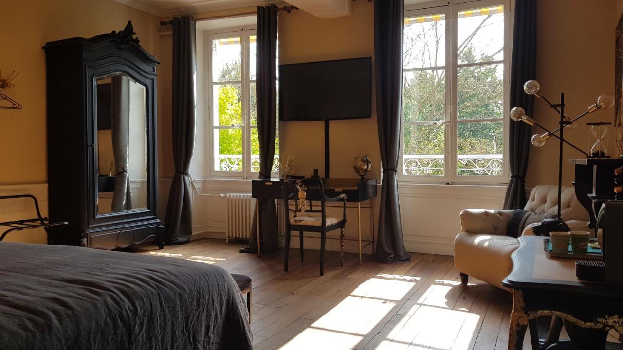 Le Cloitre Saint-Liphard Bed & Breakfast Meung-sur-Loire Bagian luar foto